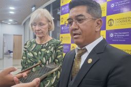 Rektor UI raih penghargaan AFEO Honorary Fellow