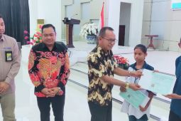 Pemda Malra dan BPVP Ambon tutup pelatihan servis sepeda motor dan mebel