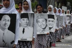 30 ucapan selamat Hari Pahlawan 2025 untuk membangkitkan jiwa patriotisme