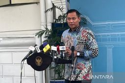 Prabowo dorong ada pembangunan kereta di luar Jawa