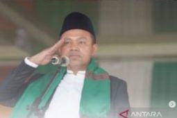 KPK membawa sembilan orang dalam dua kloter ke Jakarta terkait OTT Gubernur Riau