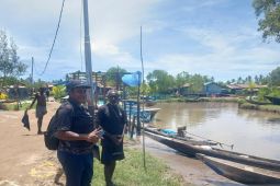 Pokja Kampung Migiwia beli 27 mesin ketinting dengan dana bantuan YPMAK