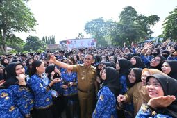 Pemprov-Sulteng serahkan surat keputusan untuk 1.103 P3K