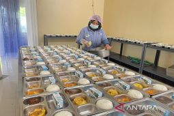 1.983 anak terima MBG dari SPPG Kemala Bhayangkari Tanah Bumbu