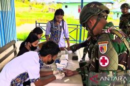 Satgas TNI Yonif 521 dan puskesmas tingkatkan koordinasi tangani penyakit malaria