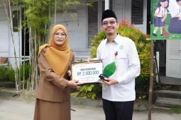 6 sekolah raih penghargaan Adiwiyata Tingkat Kota Singkawang 2025