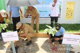Kakanwil Kemang Sultra imbau pemanfaatan lahan di semua Satker unit kerja