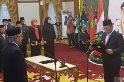 Gubernur Kepri melantik Luki Zaiman sebagai Penjabat Sekda