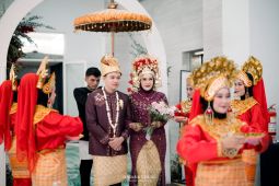 ADARA Attire tawarkan koleksi busana mewah dengan harga terjangkau