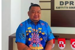 Legislator berharap operasi pasar tekan inflasi di Gumas