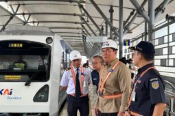 Anggota DPR apresiasi rencana pembangunan jalur kereta di luar Jawa