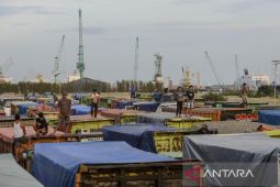 Antisipasi kepadatan truk di Banten