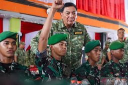 Menhan minta TNI dan Polri kompak untuk layani rakyat