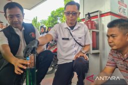 Polres Situbondo pastikan BBM di SPBU murni dan tidak bercampur air