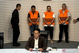 Gubernur Riau Abdul Wahid resmi tersangka korupsi