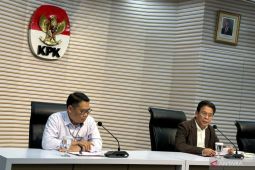 Alasan KPK umumkan status Gubernur Riau lebih dari 1x24 jam