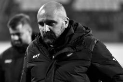Pelatih Radnicki Mladen Zizovich wafat usai kolaps saat pertandingan