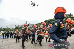 Simulasi tanggap bencana di Bandung