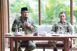 Bupati Bogor ajak pelaku usaha wisata ikut hijaukan Puncak