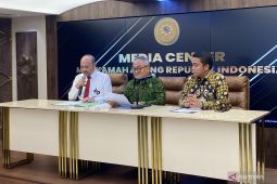 Ikahi: Hakim Khamozaro diteror telepon sebelum rumah kebakaran