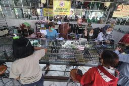 Komoditas emas perhiasan pengaruhi inflasi Kediri raya