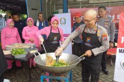 Polres Trenggalek siagakan dapur umum hadapi potensi La Nina