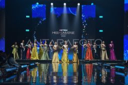 Sanly Liu pakai kebaya motif Garuda pada pembukaan Miss Universe 2025