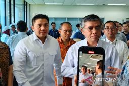 Tinjau magang dengan Seskab, Menaker: Sarana link and match industri