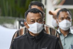 KPK: Bupati Sugiri dan enam orang lainnya sedang diperiksa intensif