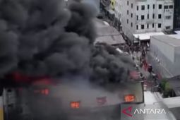 Kebakaran landa bangunan tempat tinggal di Gropet Jakbar