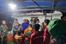 Basarnas kerahkan tim cari dua pemancing tenggelam di Kolaka