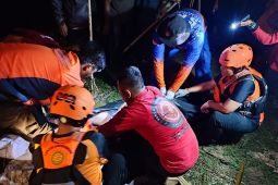 Tim SAR menuntaskan pencarian dua mahasiswa di Indramayu