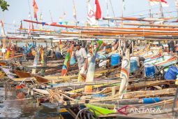 Pemkab Indramayu menanggung premi asuransi untuk 2.500 nelayan