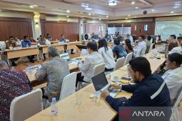 Gubernur Mandacan tekankan aspek lingkungan pada proyek Blok Gas Kasuri