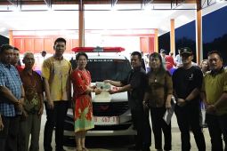 Kota Singkawang terima bantuan ambulans dari Bank Kalbar