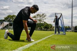 Persiapan kompetisi sepakbola disabilitas intelektual di Bandung