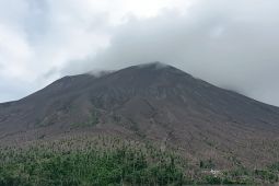 Badan Geologi imbau warga tak beraktivitas di jarak bahaya Gunung Ruang Sitaro
