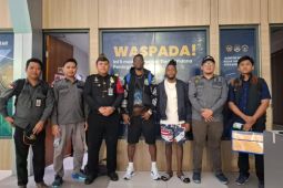 Pangkalpinang deportasi dua pesepak bola asing