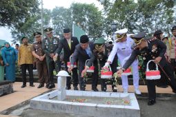 Forkopimda Asahan Peringati Hari Pahlawan dengan Upacara dan Ziarah di TMP Kisaran