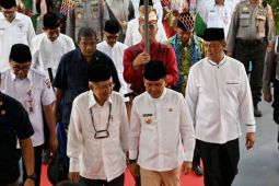 Dilantik langsung oleh Jusuf Kalla, Agustiar Sabran pimpin DMI Kalteng