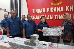 Kejati Papua terima pengembalian uang korupsi di Bulog Wamena senilai Rp2,2 miliar