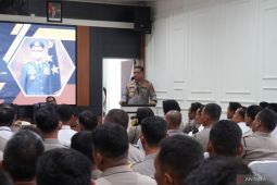 Kapolda Babel minta anggota proaktif pelihara kamtibmas saat kunker ke Polresta Pangkalpinang