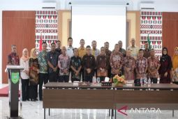 Diskominfo Madina luncurkan tiga aplikasi perkuat keterbukaan informasi publik