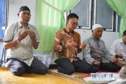 Wako Pontianak takziah ke rumah duka korban kecelakaan tronton di Jalan Tanjungpura