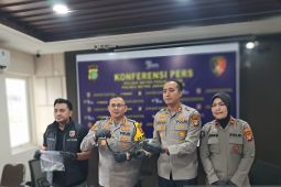 Polisi gadungan akui beli pistol dan buat ID palsu sebelum beraksi