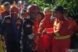 Tim gabungan cari korban longsor di Majenang Cilacap nyaris tanpa jeda