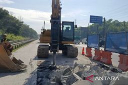 Jasamarga imbau pengendara waspadai kepadatan Tol Jakarta-Cikampek imbas perbaikan