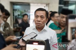 Bupati Karawang tata akses sekitar Gerbang Tol Karawang Timur