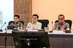 Tujuan utama aparatur pemerintahan adalah melayani publik