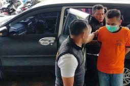 Polres Madiun limpahkan tersangka dugaan korupsi Perumda BPR ke Kejari